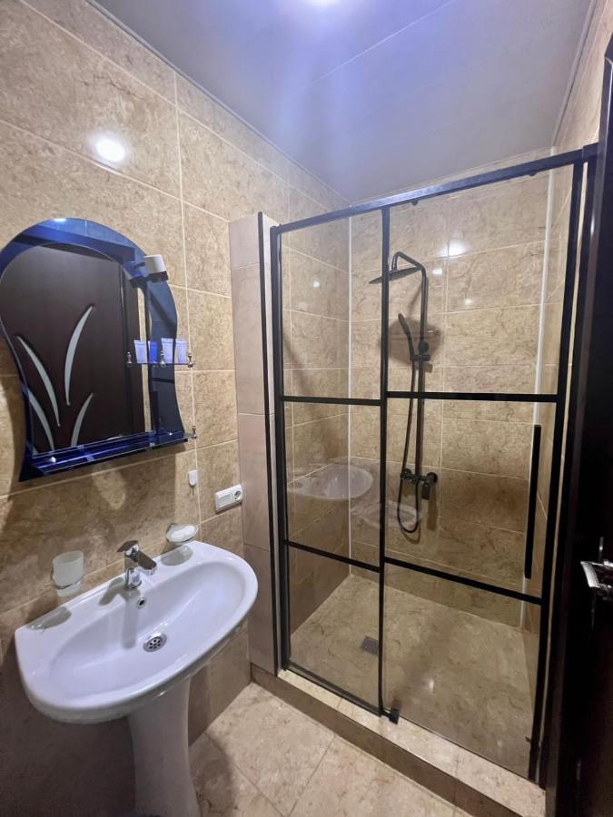 Апартаменти Luxure *
